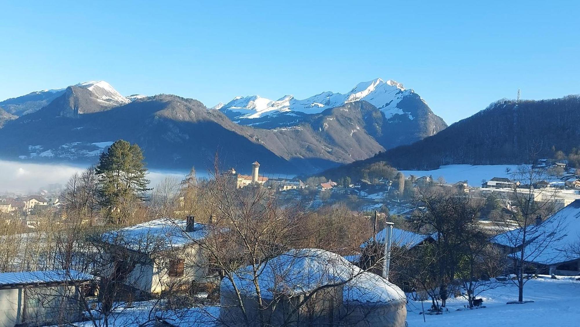 Yourtes Olachat Proche Annecy Faverges Exterior foto